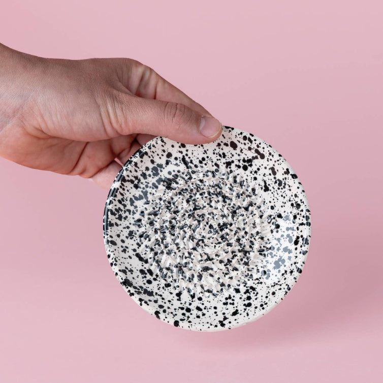 Ceramic Garlic Grater Plate - Small Black & White - Galaxy: WITHOUT PACKAGING