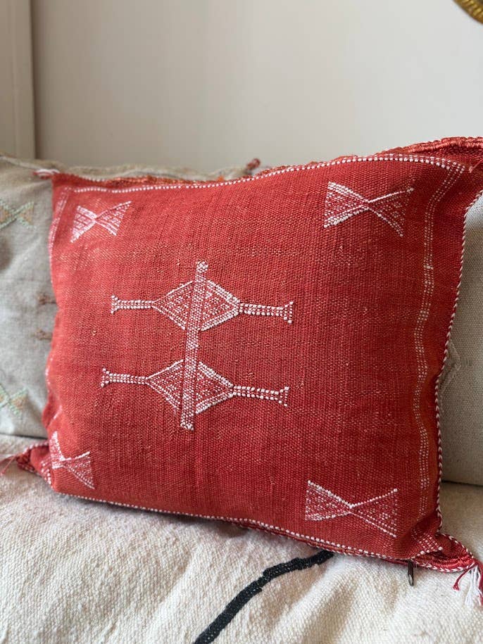 Cactus Silk (Kaktusfiber) kuddfodral - Röd 50 x 50 cm