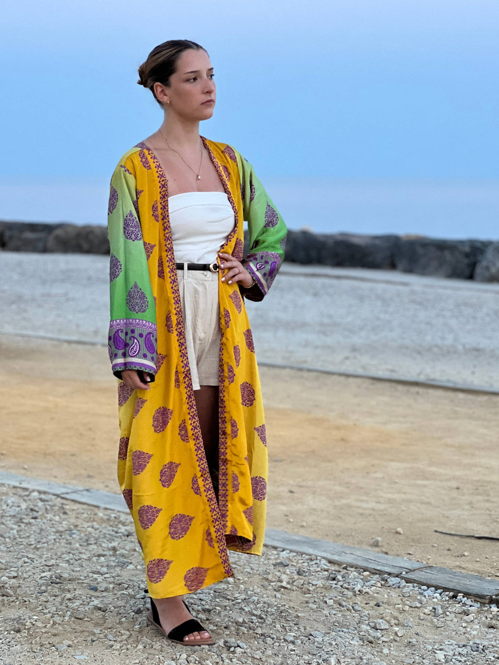Reversible long kimonos. Recycled silk kimono.