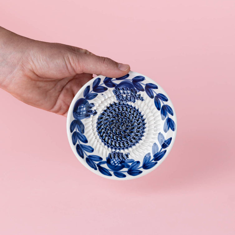 Ceramic Garlic Grater Plate - Small Blue Traditional - Nerja (Leverans V.45)