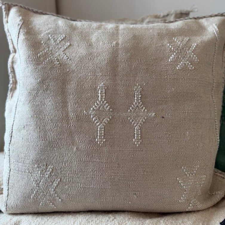 Cactus Silk (Kaktusfiber) kuddfodral - Sand 50 x 50 cm