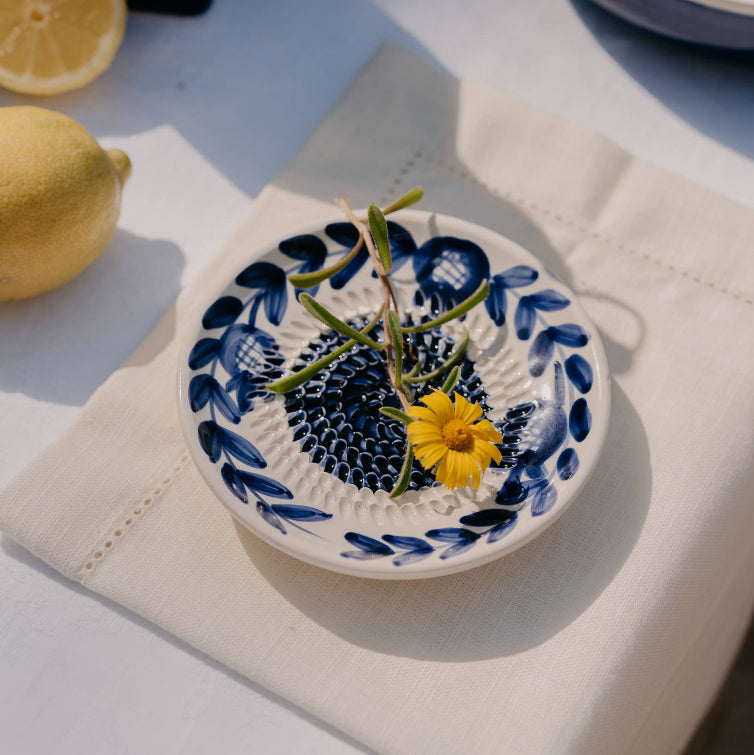 Ceramic Garlic Grater Plate - Small Blue Traditional - Nerja (Leverans V.45)