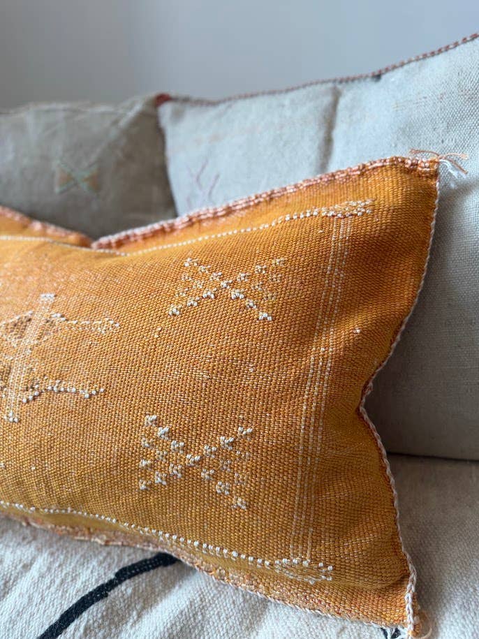 Cactus Silk (Kaktusfiber) Kuddfodral - Orange 54 x 36 cm