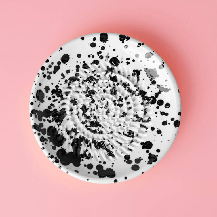 Ceramic Garlic Grater Plate - Small Black & White - Galaxy: WITHOUT PACKAGING