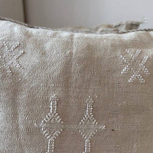 Cactus Silk (Kaktusfiber) kuddfodral - Sand 50 x 50 cm