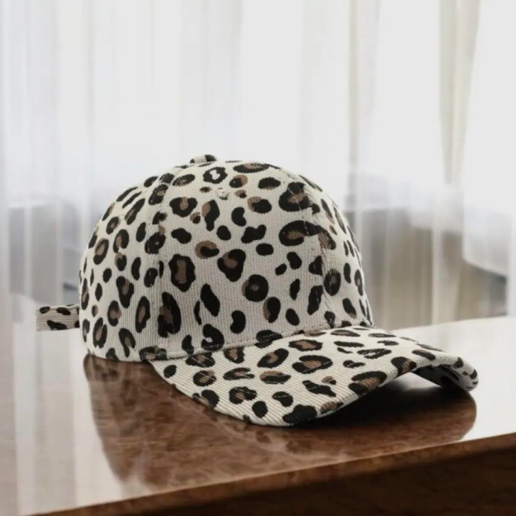 Leopard-print corduroy cap - off-white