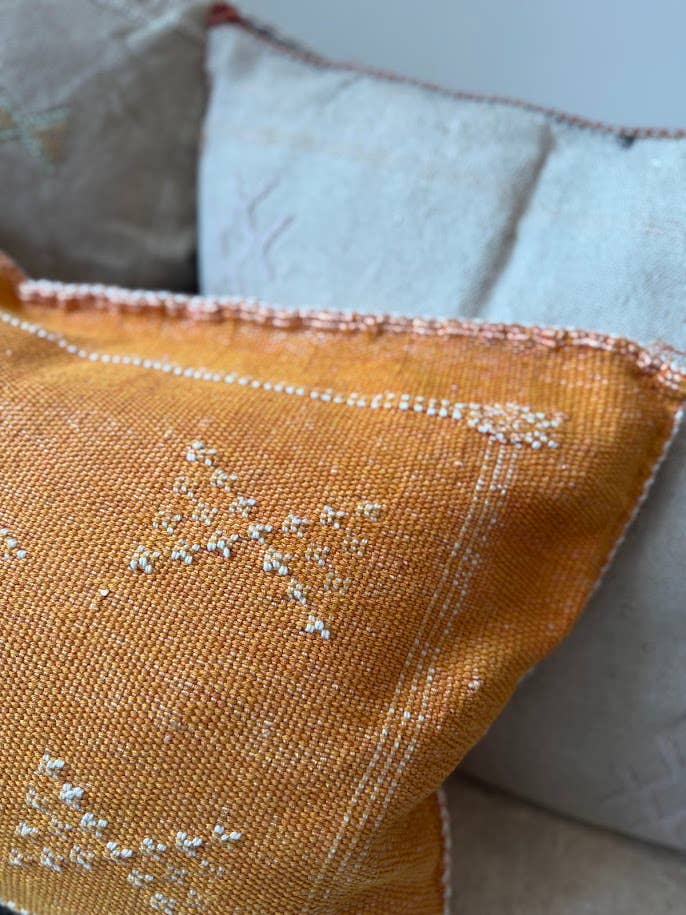 Cactus Silk (Kaktusfiber) Kuddfodral - Orange 54 x 36 cm