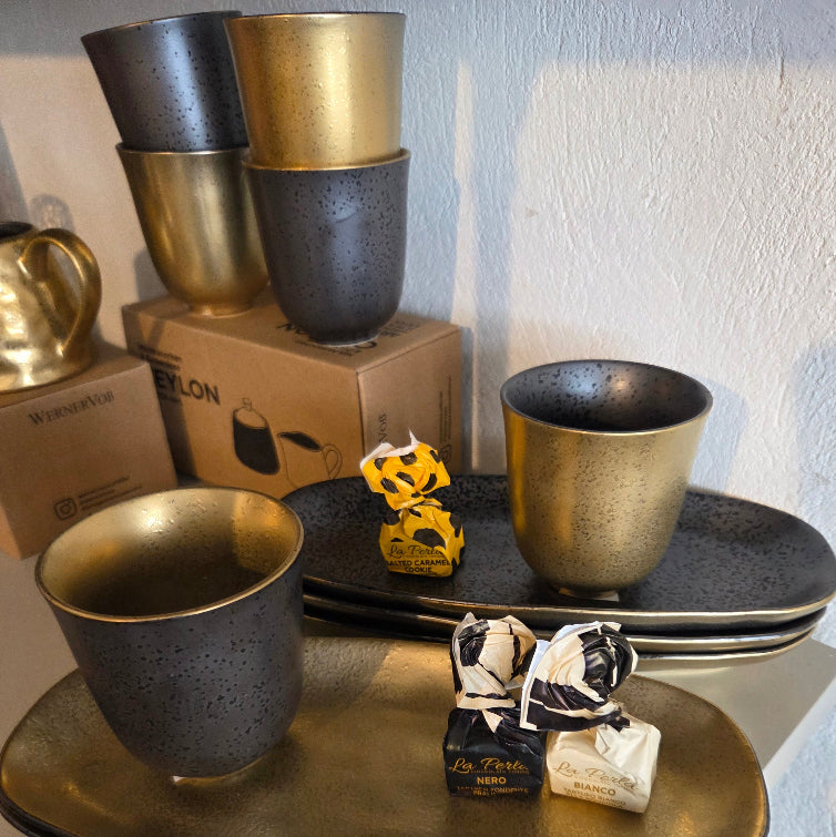 Ceylon plates black/gold (oval)