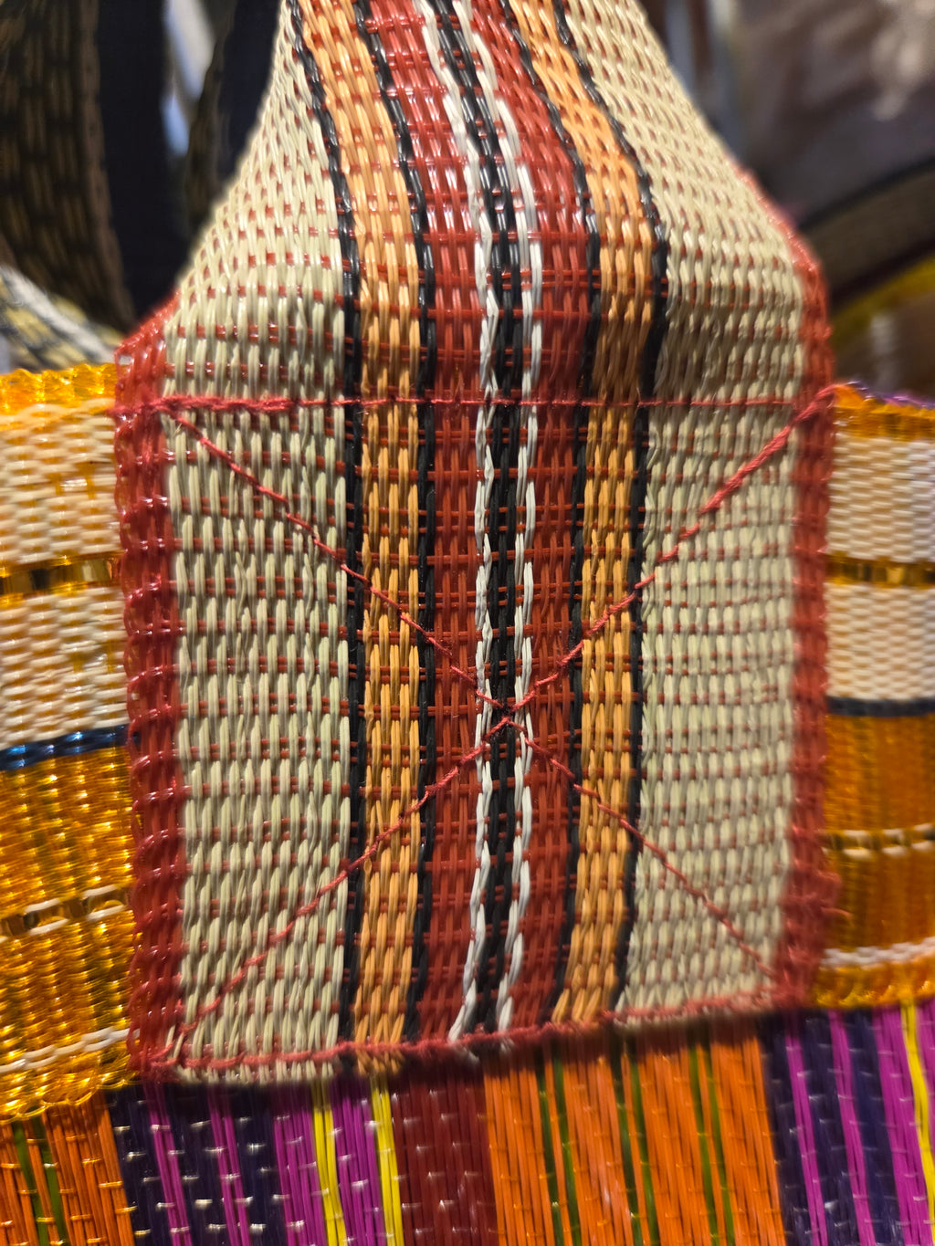 Colorful retro-inspired mesh bag "Written Vibes" - "Amour", "Happy", "Smile"